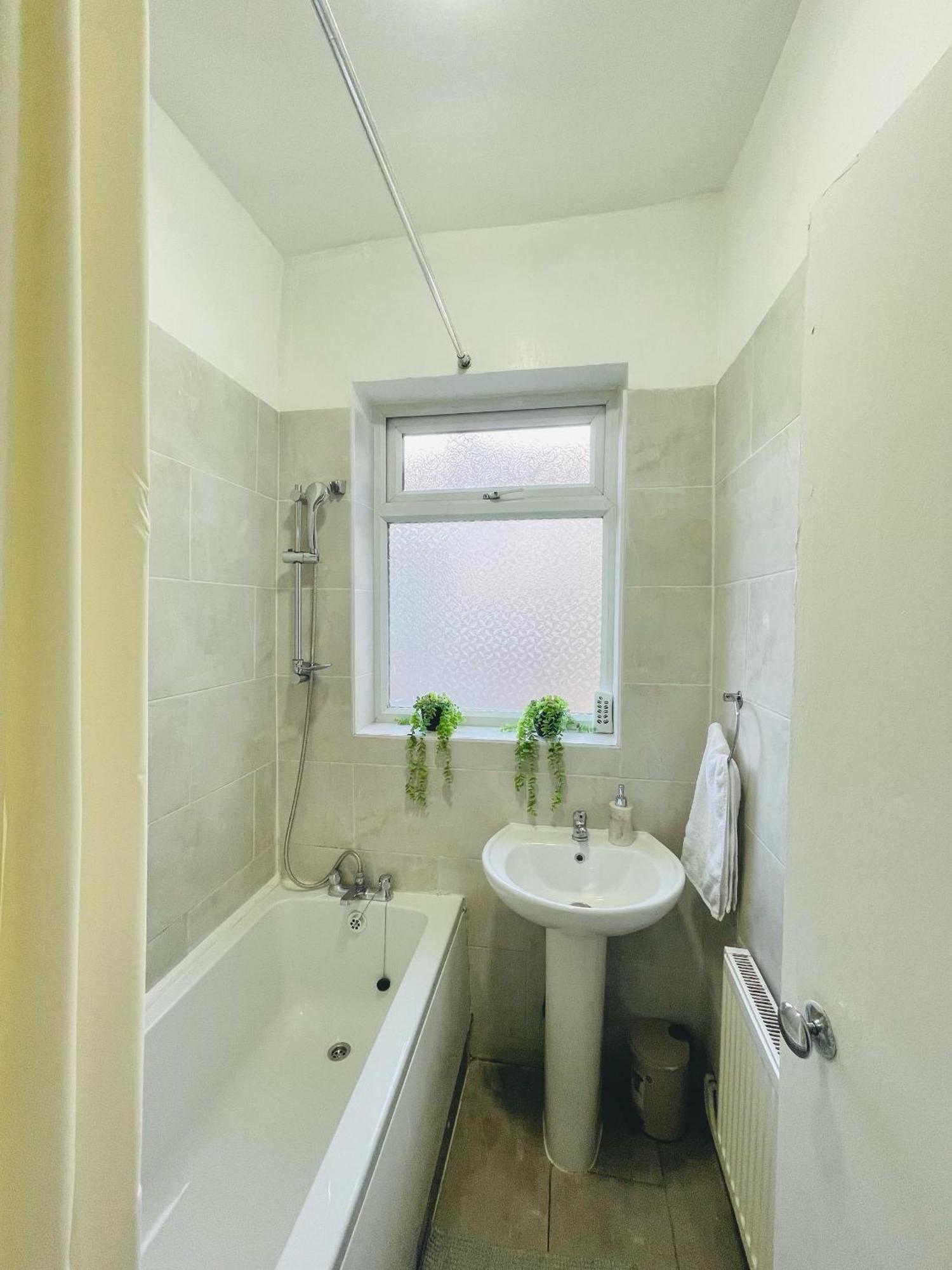 Appartamento In Plaistow & Free Parking *
